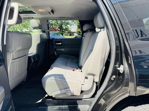 Used 2012 Toyota Sequoia Limited AWD/4WD image 18