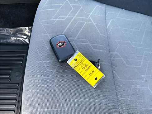 Used 2023 Toyota Tacoma TRD Off-Road w/ Technology Package image 26