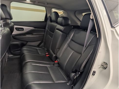 Used 2019 Nissan Murano SL w/ SL Technology Package AWD/4WD image 16