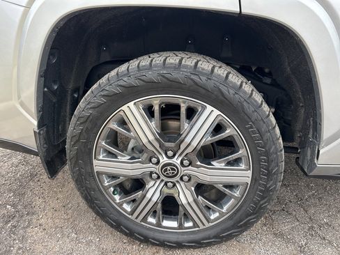 Used 2024 Toyota Sequoia Capstone image 5