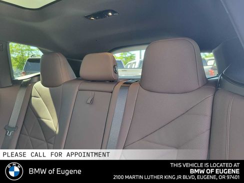 Used 2023 BMW iX xDrive50 w/ Premium Package AWD/4WD image 21