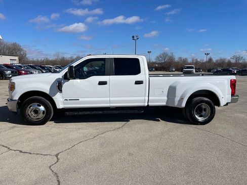 Used 2019 Ford F350 XL w/ STX Appearance Package image 2