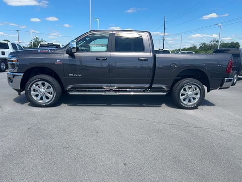 New 2026 RAM 2500 Laramie w/ Towing Technology Group AWD/4WD image 6
