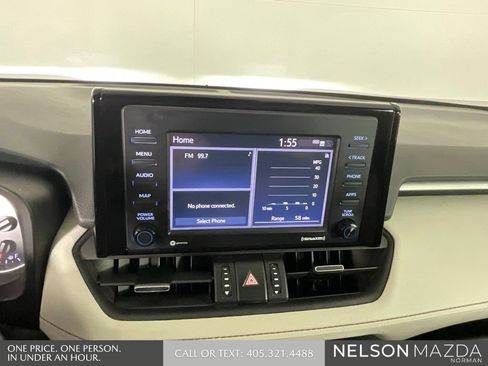 Used 2020 Toyota RAV4 XLE Premium FWD image 32