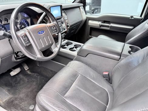 Used 2014 Ford F250 Lariat w/ Lariat Ultimate Package AWD/4WD image 9