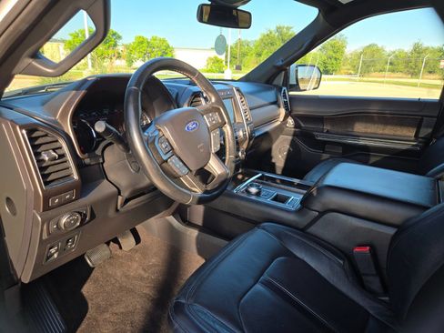 Used 2020 Ford Expedition Max Limited RWD image 14