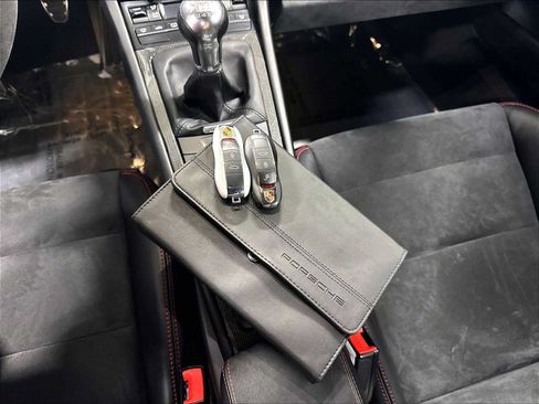 Used 2016 Porsche 911 Carrera GTS RWD image 37