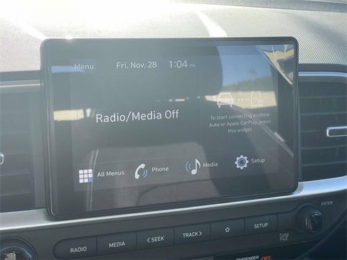 Certified 2025 Hyundai Venue SEL image 21