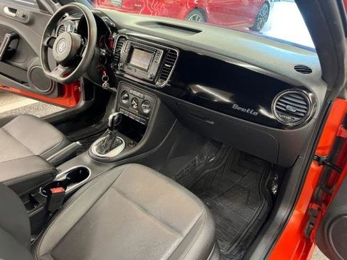 Used 2016 Volkswagen Beetle 1.8T image 9