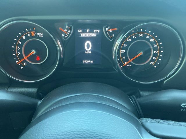 Used 2022 Jeep Gladiator Sport AWD/4WD image 15