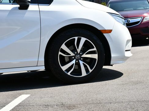 Used 2021 Honda Odyssey Touring image 12