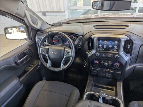 Used 2021 Chevrolet Silverado 1500 LT Trail Boss image 23