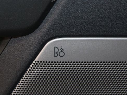 New 2026 Ford F250 Lariat w/ Black Appearance Package image 43