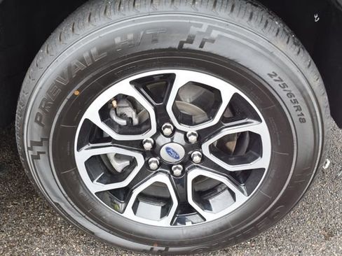 Used 2024 Ford Expedition XLT AWD/4WD image 56