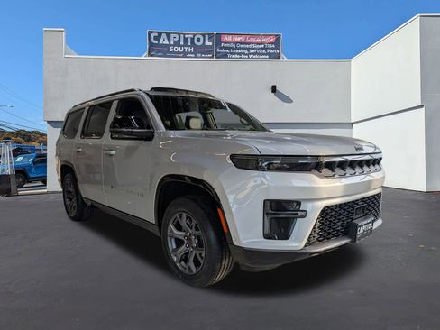 New 2026 Jeep Grand Wagoneer Limited w/ Premium Group II AWD/4WD image 1