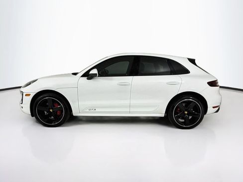 Certified 2018 Porsche Macan GTS AWD/4WD image 2