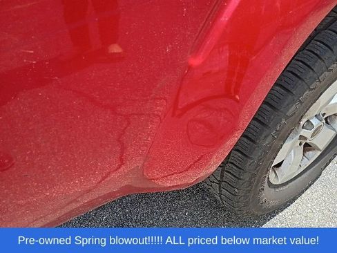 Used 2010 Nissan Frontier SE w/ SE Value Truck Pkg RWD image 24