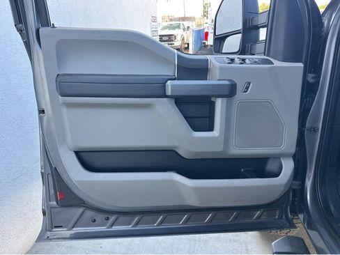 Used 2021 Ford F350 XLT w/ XLT Value Package image 37