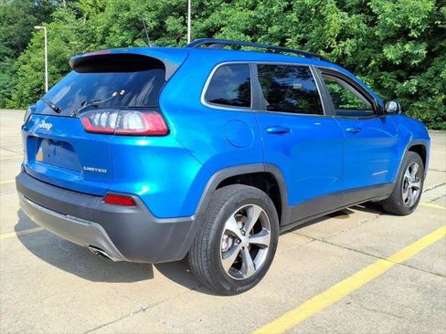 Used 2022 Jeep Cherokee Limited w/ Mopar Interior Package AWD/4WD image 6