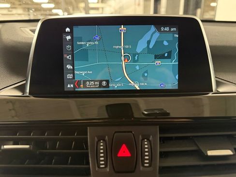Used 2018 BMW X1 xDrive28i AWD/4WD image 12