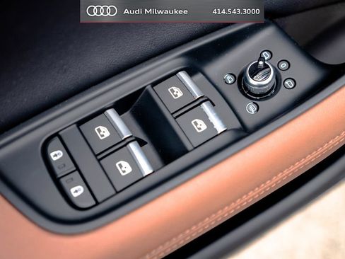 Used 2023 Audi Q7 2.0T Premium Plus w/ Premium Plus Package AWD/4WD image 17