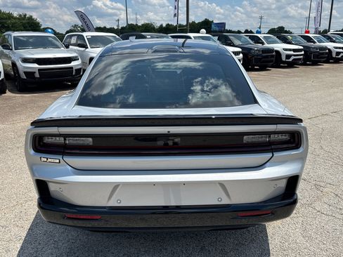 Used 2025 Dodge Charger Daytona Scat Pack w/ Track Pack AWD/4WD image 6
