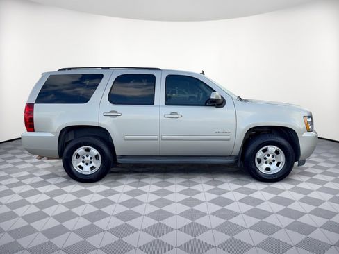 Used 2013 Chevrolet Tahoe LS w/ Convenience Package RWD image 8