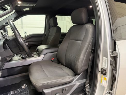 Used 2019 Ford F150 XLT w/ Equipment Group 302A Luxury AWD/4WD image 10