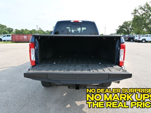 Used 2019 Ford F250 Lariat w/ Lariat Value Package AWD/4WD image 5