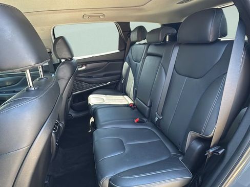 Used 2022 Hyundai Santa Fe Limited FWD image 15