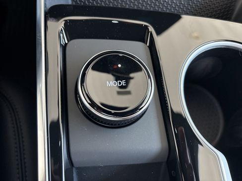 New 2026 Chevrolet Equinox LT w/ Convenience Package II image 28