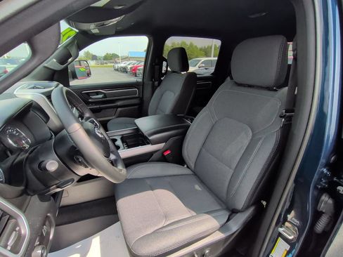 Used 2021 RAM 1500 Big Horn AWD/4WD image 11
