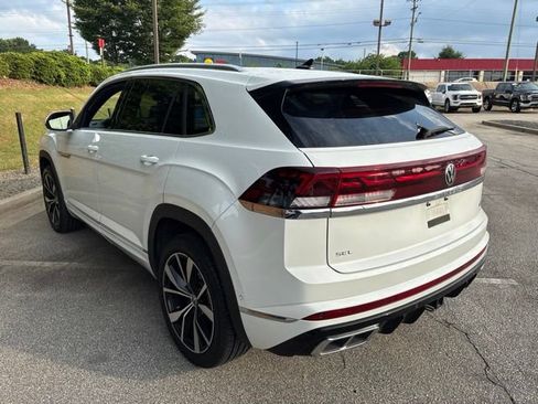 Used 2025 Volkswagen Atlas Cross Sport SEL Premium R-Line AWD/4WD image 3