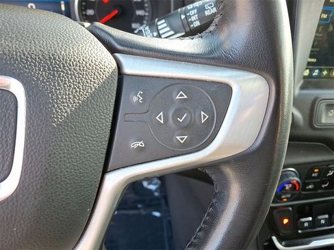 Used 2019 GMC Terrain SLE w/ Driver Convenience Package image 21