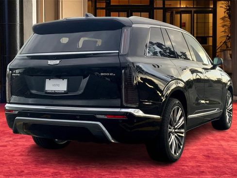 New 2026 Cadillac Vistiq Premium Luxury image 6