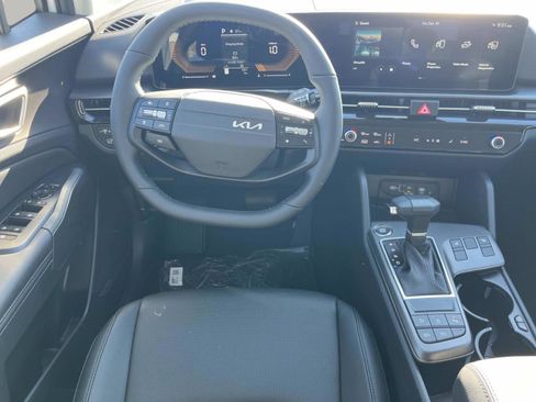 New 2026 Kia Sportage EX w/ EX Panorama Roof Package image 12