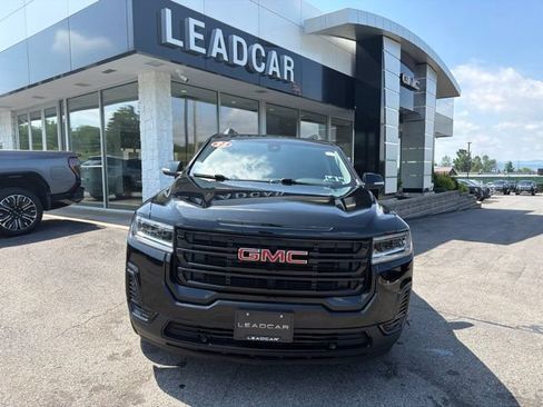 Used 2023 GMC Acadia SLE w/ Driver Convenience Package AWD/4WD image 8