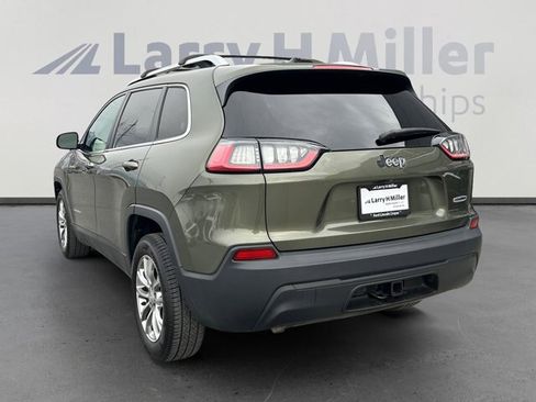 Used 2019 Jeep Cherokee Latitude Plus image 3