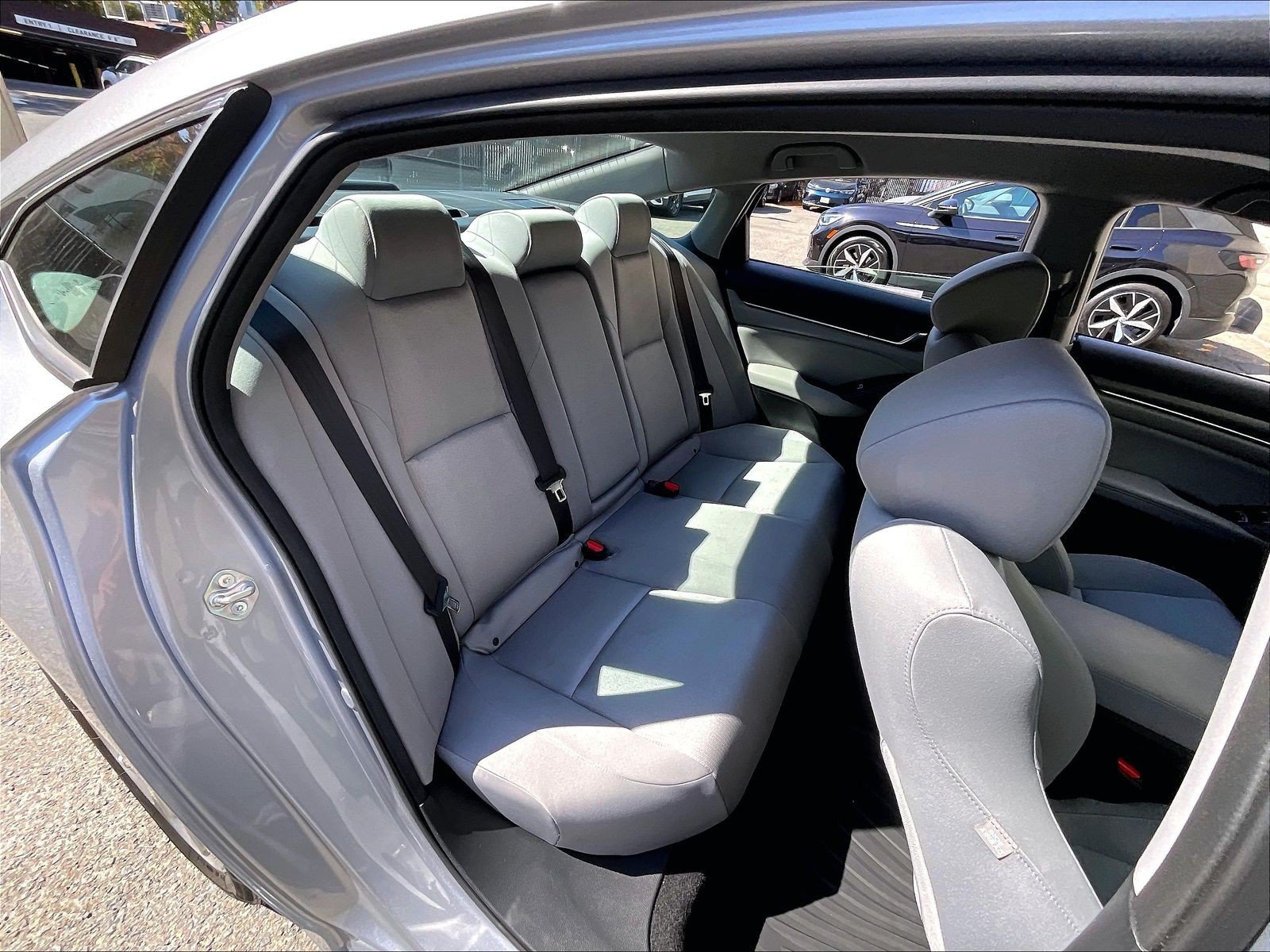 Used 2018 Honda Accord LX image 26