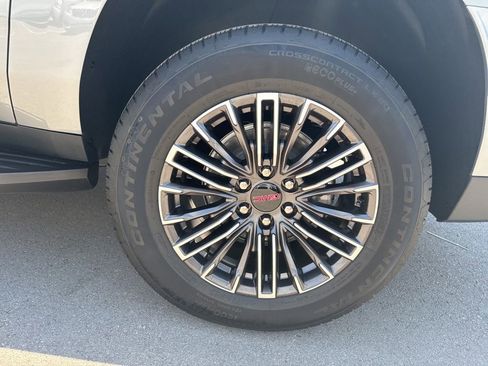 New 2026 GMC Yukon XL Elevation w/ Elevation Premium Package AWD/4WD image 35
