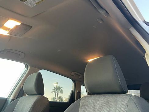 Used 2024 Nissan Rogue SV image 12