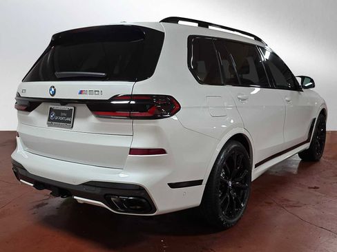 New 2026 BMW X7 M60i image 3