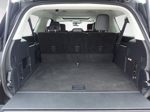 Used 2025 Ford Expedition Max Active AWD/4WD image 34