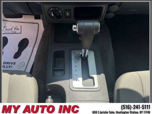 Used 2015 Nissan Xterra 4WD image 17