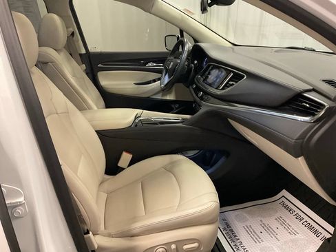 Used 2023 Buick Enclave Essence w/ Experience Buick Package AWD/4WD image 29