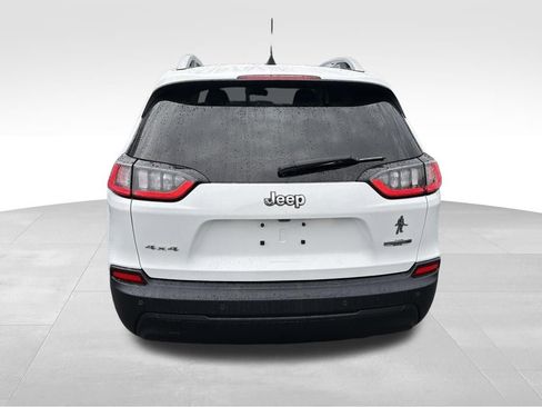 Certified 2020 Jeep Cherokee Latitude Plus w/ Cold Weather Group image 9