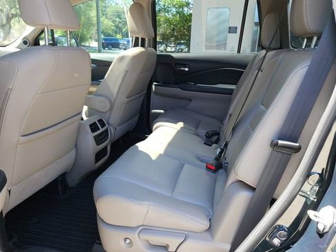 Used 2017 Honda Pilot EX-L image 11