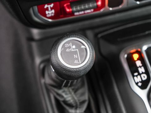 New 2026 Jeep Gladiator Mojave image 30