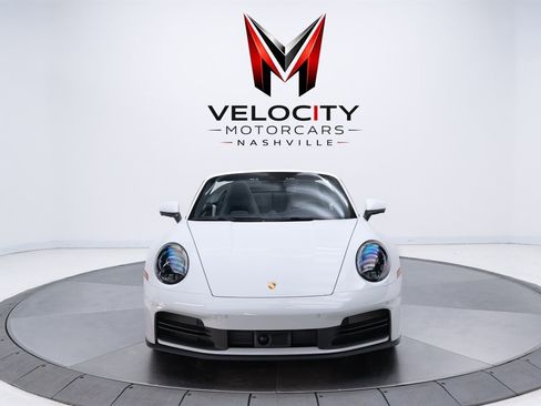 Used 2025 Porsche 911 Carrera w/ Premium Package image 11