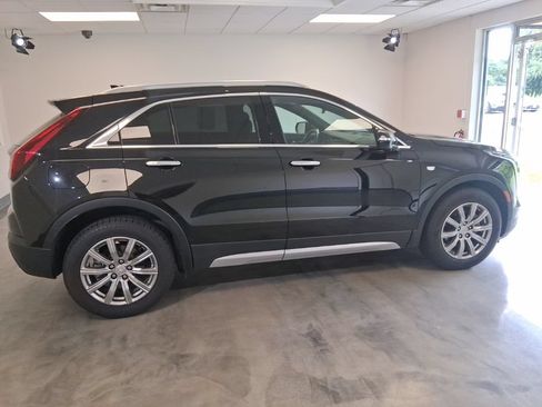 Certified 2023 Cadillac XT4 Premium Luxury w/ Cold Weather Package AWD/4WD image 8